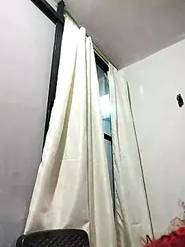 Pamelamiler   online show from April 13, 11:03 am