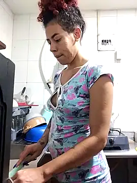 Pamelamiler   online show from March 22, 2:40 pm