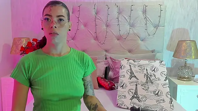 Pamelamiler   online show from September 22, 12:22 pm