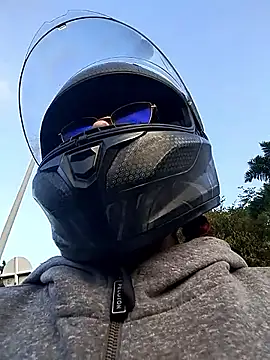 Pamelamiler   online show from February 11, 12:05 pm