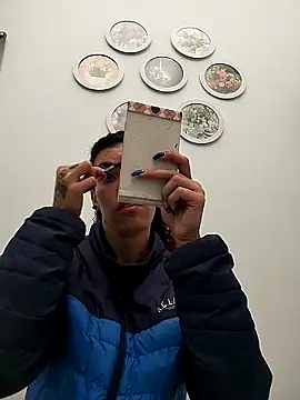 Pamelamiler   online show from April 15, 12:10 pm