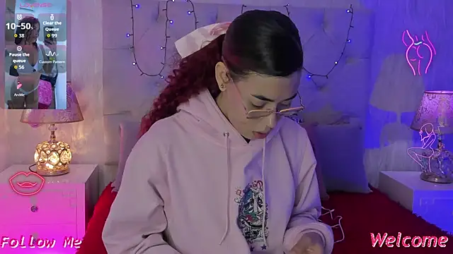 Pamelamiler   online show from January 14, 1:26 pm