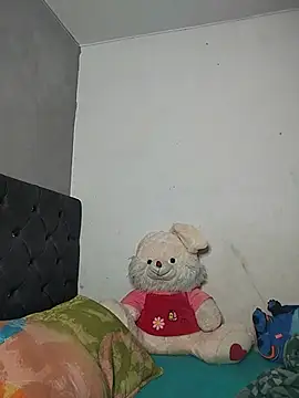 Snapshot of Pamelamiler__ chatting on July 13, 9:19 am Pamelamiler online show from July 13, 9:19 am