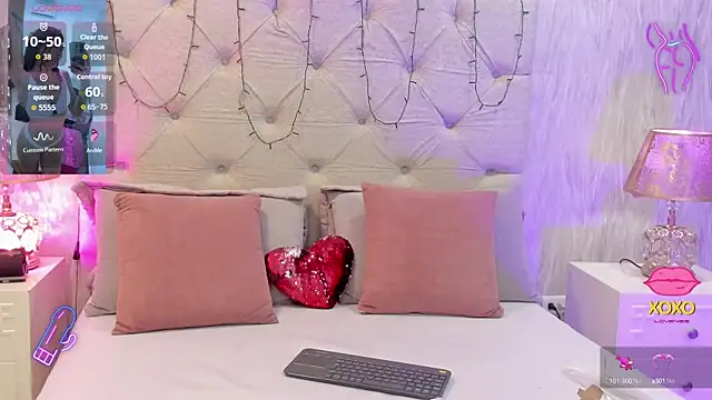 Pamelamiler   online show from October 1, 1:37 pm
