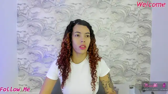 Snapshot of Pamelamiler__ chatting on June 21, 12:22 pm Pamelamiler online show from June 21, 12:22 pm