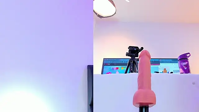 maily zanss online show from November 27, 7:47 pm