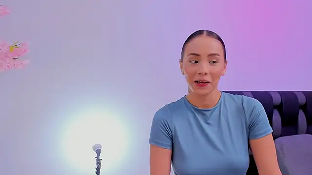 maily zanss online show from April 10, 7:54 pm