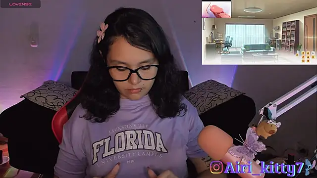 lila kitty81 online show from March 13, 6:24 pm