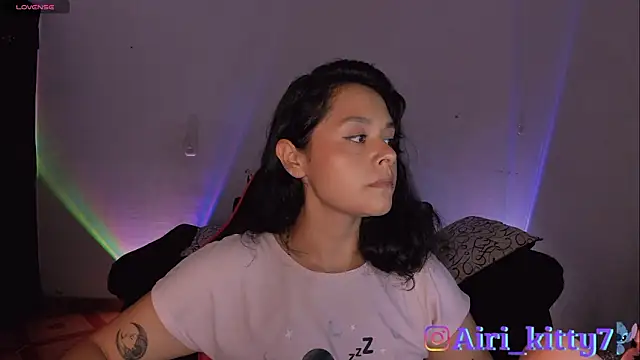 lila kitty81 online show from February 9, 4:10 am