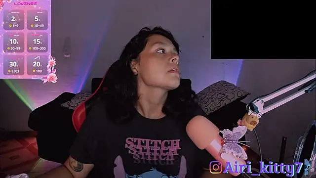 lila kitty81 online show from February 11, 8:41 pm