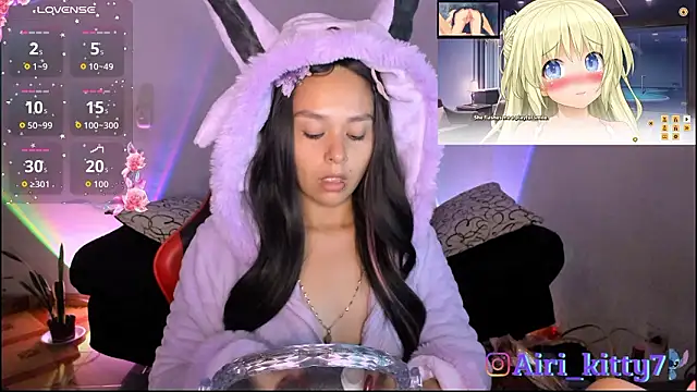 lila kitty81 online show from March 16, 9:50 pm