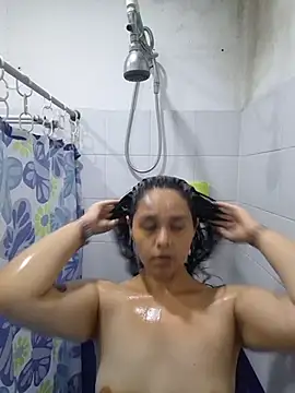 lila kitty81 online show from November 7, 5:39 pm