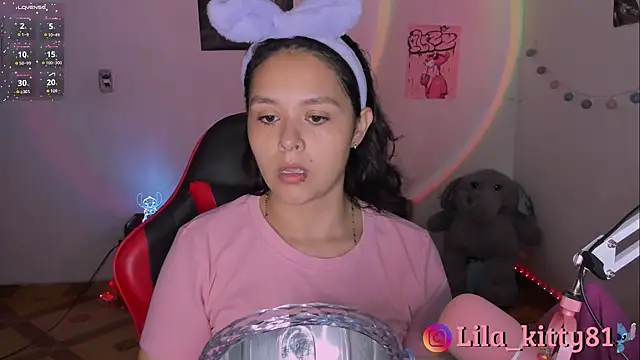 lila kitty81 online show from September 20, 5:40 pm