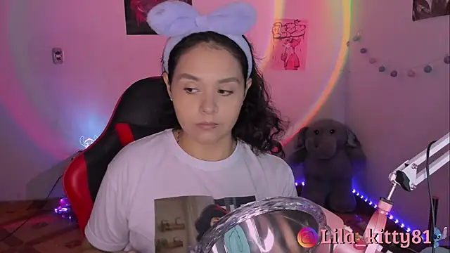 lila kitty81 online show from September 23, 9:00 pm