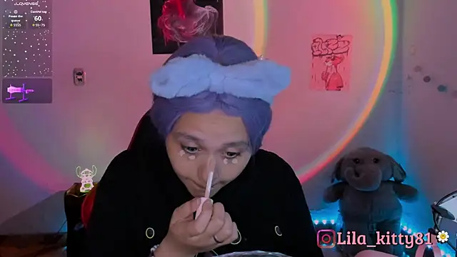 lila kitty81 online show from September 11, 9:48 pm