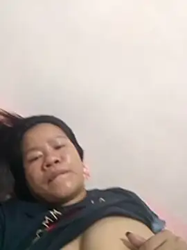 AsianbouncieGIRL online show from May 18, 6:51 am