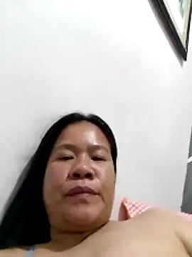 AsianbouncieGIRL online show from May 6, 12:03 am