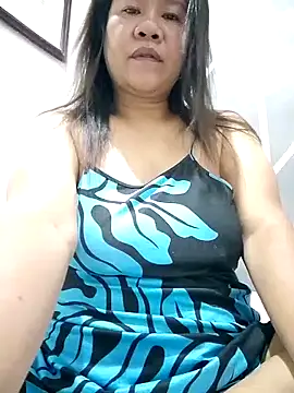 Snapshot of AsianbouncieGIRL chatting on July 10, 10:54 pm AsianbouncieGIRL online show from July 10, 10:54 pm
