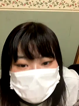 -SAKI-xx online show from December 5, 1:21 pm