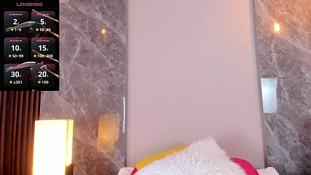 Emma hunter  online show from December 3, 4:24 am