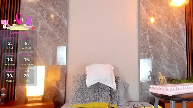 Emma hunter  online show from October 20, 3:52 am