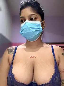 Snapshot of Saza_lklx chatting on November 8, 9:13 am Saza lklx online show from November 8, 9:13 am