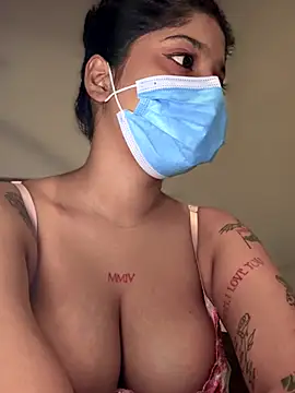 Snapshot of Saza_lklx chatting on October 25, 9:30 am Saza lklx online show from October 25, 9:30 am