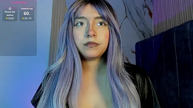 Snapshot of artemish__ chatting on January 13, 12:31 pm artemish online show from January 13, 12:31 pm