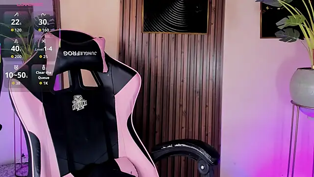 Snapshot of artemish__ chatting on November 28, 12:38 pm artemish online show from November 28, 12:38 pm