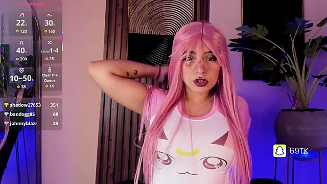 Snapshot of artemish__ chatting on November 22, 1:10 pm artemish online show from November 22, 1:10 pm