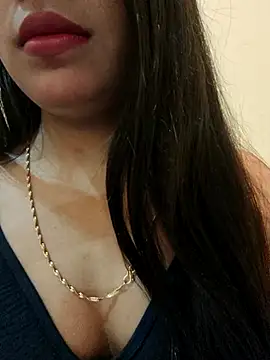 Maahhii 2 online show from November 14, 7:28 pm