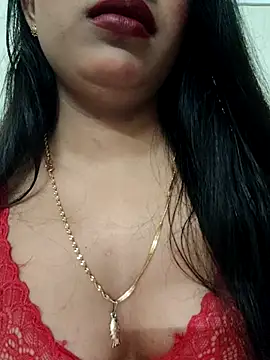 Snapshot of Maahhii_2 chatting on September 17, 5:04 pm Maahhii 2 online show from September 17, 5:04 pm
