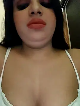 Maahhii 2 online show from April 9, 8:15 pm