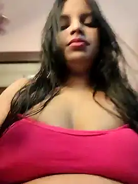 Maahhii 2 online show from May 4, 8:22 pm