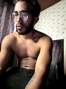 Snapshot of TU-MORENOO chatting on September 17, 9:17 pm TU-MORENOO online show from September 17, 9:17 pm