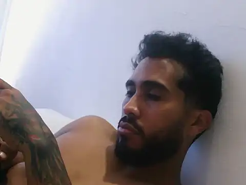 Snapshot of TU-MORENOO chatting on October 10, 4:30 pm TU-MORENOO online show from October 10, 4:30 pm