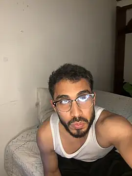 Snapshot of TU-MORENOO chatting on November 24, 6:13 am TU-MORENOO online show from November 24, 6:13 am