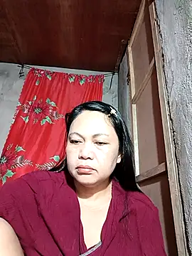 Snapshot of Everleigh_mom chatting on September 12, 7:57 pm Everleigh mom online show from September 12, 7:57 pm