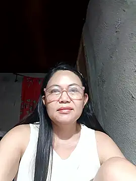 Everleigh mom online show from January 17, 7:39 pm