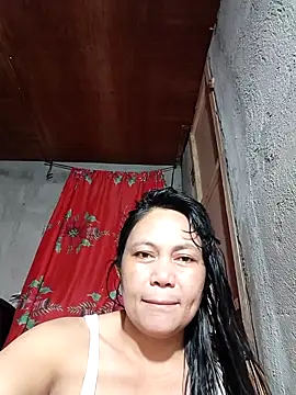 Snapshot of Everleigh_mom chatting on September 20, 4:17 am Everleigh mom online show from September 20, 4:17 am