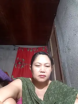 Everleigh mom online show from November 1, 8:14 pm