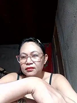 Everleigh mom online show from January 7, 4:28 am