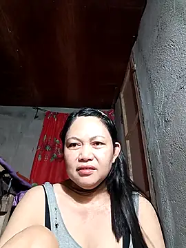 Everleigh mom online show from October 30, 7:55 pm