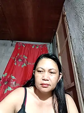 Snapshot of Everleigh_mom chatting on September 14, 7:25 pm Everleigh mom online show from September 14, 7:25 pm