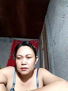 Everleigh mom online show from December 15, 10:43 am