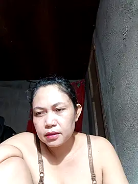 Everleigh mom online show from December 20, 11:02 am