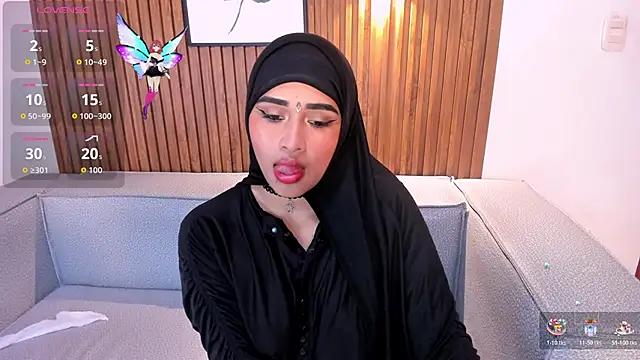Snapshot of kayla_hasab chatting on October 20, 2:57 am kayla hasab online show from October 20, 2:57 am