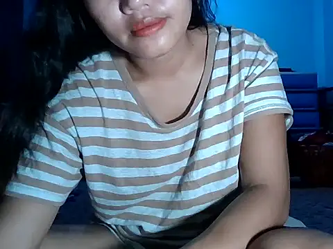 Snapshot of hardworkinggirl chatting on December 17, 4:23 pm hardworkinggirl online show from December 17, 4:23 pm