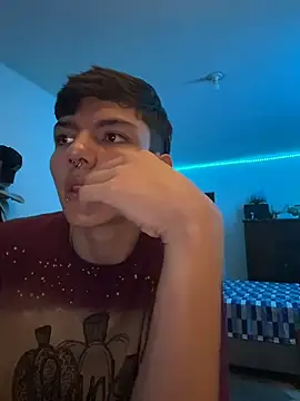 Snapshot of alandelrey57 chatting on October 29, 5:06 am alandelrey57 online show from October 29, 5:06 am