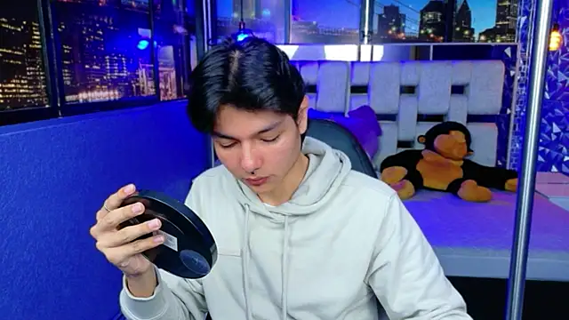 alandelrey57 online show from March 24, 8:53 pm